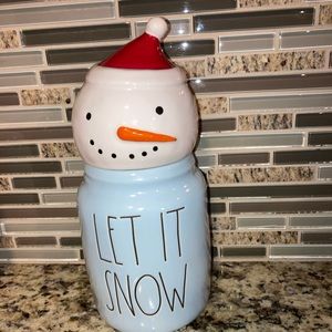 Rae Dunn LET IT SNOW small figural  canister